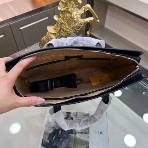 Cheap Louis Vuitton AAA Man Handbags #1397486 Replica Wholesale [$158.00 USD] [ITEM#1397486] on Replica Louis Vuitton AAA Man Handbags