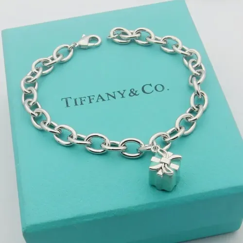 Cheap Tiffany Bracelets #1397656 Replica Wholesale [$25.00 USD] [ITEM#1397656] on Replica Tiffany Bracelets