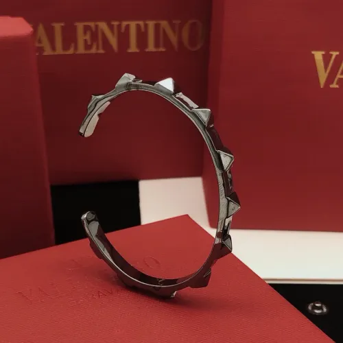 Cheap Valentino Bracelets #1397675 Replica Wholesale [$27.00 USD] [ITEM#1397675] on Replica Valentino Bracelets
