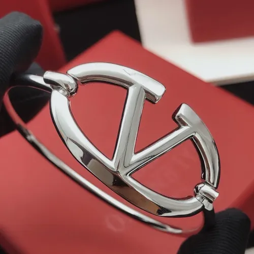 Cheap Valentino Bracelets #1397678 Replica Wholesale [$29.00 USD] [ITEM#1397678] on Replica Valentino Bracelets