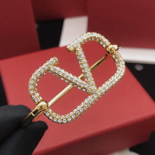 Cheap Valentino Bracelets #1397679 Replica Wholesale [$29.00 USD] [ITEM#1397679] on Replica Valentino Bracelets