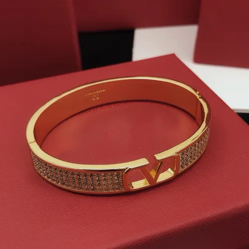 Cheap Valentino Bracelets #1397681 Replica Wholesale [$38.00 USD] [ITEM#1397681] on Replica Valentino Bracelets