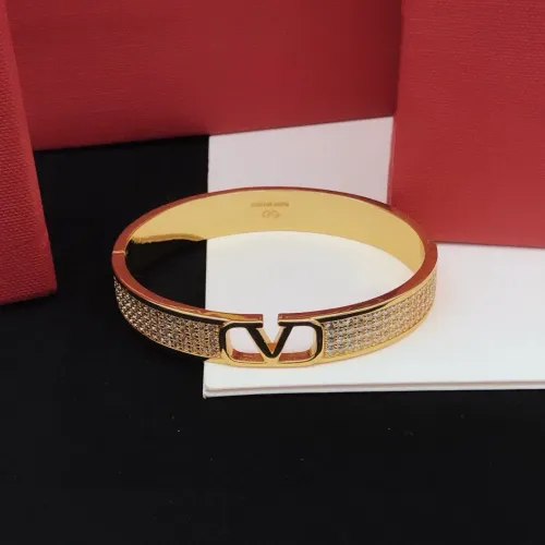 Cheap Valentino Bracelets #1397681 Replica Wholesale [$38.00 USD] [ITEM#1397681] on Replica Valentino Bracelets