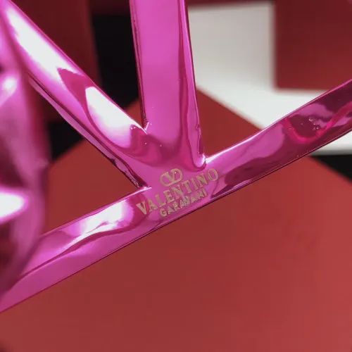 Cheap Valentino Bracelets #1397684 Replica Wholesale [$40.00 USD] [ITEM#1397684] on Replica Valentino Bracelets