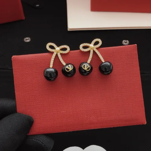 Cheap Valentino Earrings For Women #1397690 Replica Wholesale [$27.00 USD] [ITEM#1397690] on Replica Valentino Earrings