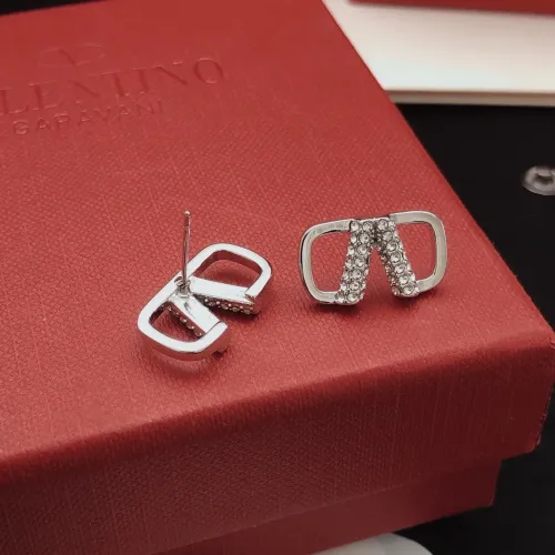 Cheap Valentino Earrings For Women #1397692 Replica Wholesale [$27.00 USD] [ITEM#1397692] on Replica Valentino Earrings