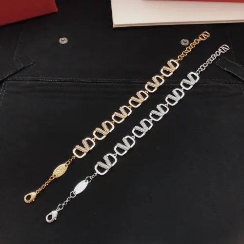 Cheap Valentino Bracelets #1397698 Replica Wholesale [$29.00 USD] [ITEM#1397698] on Replica Valentino Bracelets