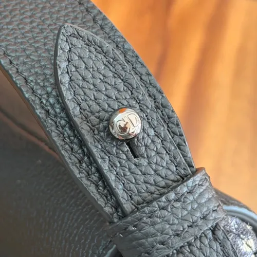 Cheap Christian Dior AAA Man Messenger Bags #1397953 Replica Wholesale [$160.00 USD] [ITEM#1397953] on Replica Christian Dior AAA Man Messenger Bags