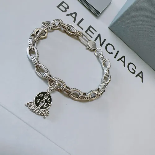 Cheap Balenciaga Bracelets For Unisex #1398042 Replica Wholesale [$45.00 USD] [ITEM#1398042] on Replica Balenciaga Bracelets