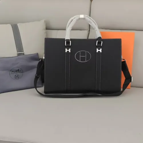 Hermes AAA Man Handbags #1398105
