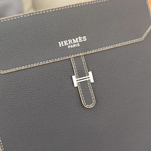 Cheap Hermes AAA Man Messenger Bags #1398131 Replica Wholesale [$108.00 USD] [ITEM#1398131] on Replica Hermes AAA Man Messenger Bags