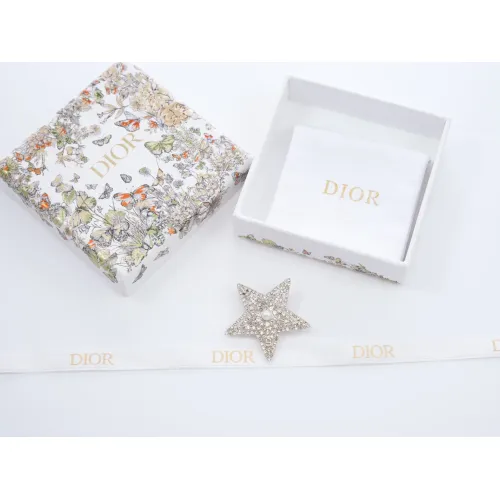 Cheap Christian Dior Brooches For Women #1398172 Replica Wholesale [$40.00 USD] [ITEM#1398172] on Replica Christian Dior Brooches