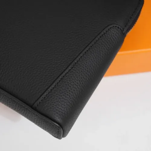 Cheap Louis Vuitton AAA Man Pouches #1398205 Replica Wholesale [$96.00 USD] [ITEM#1398205] on Replica Louis Vuitton AAA Man Wallets