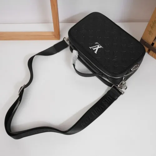 Cheap Louis Vuitton AAA Man Messenger Bags #1398213 Replica Wholesale [$108.00 USD] [ITEM#1398213] on Replica Louis Vuitton AAA Man Messenger Bags