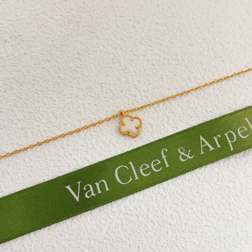 Cheap Van Cleef &amp; Arpels Necklaces For Women #1398245 Replica Wholesale [$25.00 USD] [ITEM#1398245] on Replica Van Cleef &amp; Arpels Necklaces