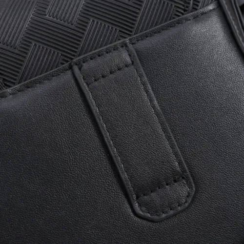 Cheap Mont Blanc AAA Man Messenger Bags #1398316 Replica Wholesale [$112.00 USD] [ITEM#1398316] on Replica Mont Blanc AAA Man Messenger Bags