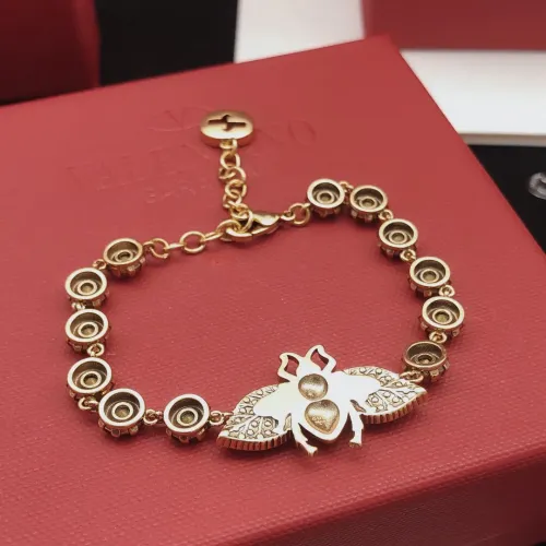 Cheap Gucci Bracelets #1398354 Replica Wholesale [$29.00 USD] [ITEM#1398354] on Replica Gucci Bracelets