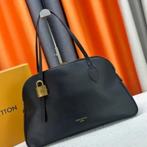Louis Vuitton AAA Quality Shoulder Bags For Women #1398398