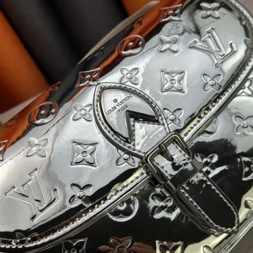 Cheap Louis Vuitton AAA Quality Messenger Bags For Women #1398467 Replica Wholesale [$72.00 USD] [ITEM#1398467] on Replica Louis Vuitton AAA Quality Messenger Bags