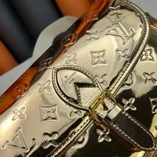 Cheap Louis Vuitton AAA Quality Messenger Bags For Women #1398468 Replica Wholesale [$72.00 USD] [ITEM#1398468] on Replica Louis Vuitton AAA Quality Messenger Bags