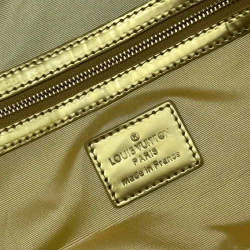 Cheap Louis Vuitton Travel Bags #1398472 Replica Wholesale [$82.00 USD] [ITEM#1398472] on Replica Louis Vuitton Travel Bags