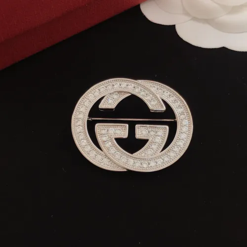 Cheap Gucci Brooches For Women #1398662 Replica Wholesale [$29.00 USD] [ITEM#1398662] on Replica Gucci Brooches