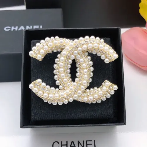 Cheap Chanel Brooches For Women #1398729 Replica Wholesale [$32.00 USD] [ITEM#1398729] on Replica Chanel Brooches
