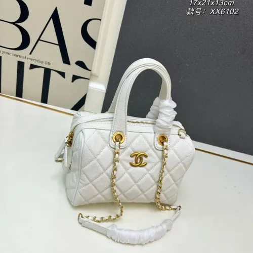 Chanel AAA Quality Handbags For Women #1398900