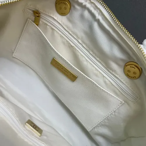 Cheap Chanel AAA Quality Handbags For Women #1398902 Replica Wholesale [$98.00 USD] [ITEM#1398902] on Replica Chanel AAA Quality Handbags