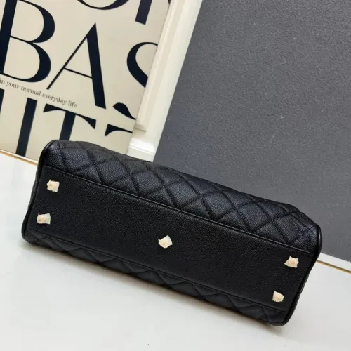 Cheap Chanel AAA Quality Handbags For Women #1398910 Replica Wholesale [$98.00 USD] [ITEM#1398910] on Replica Chanel AAA Quality Handbags