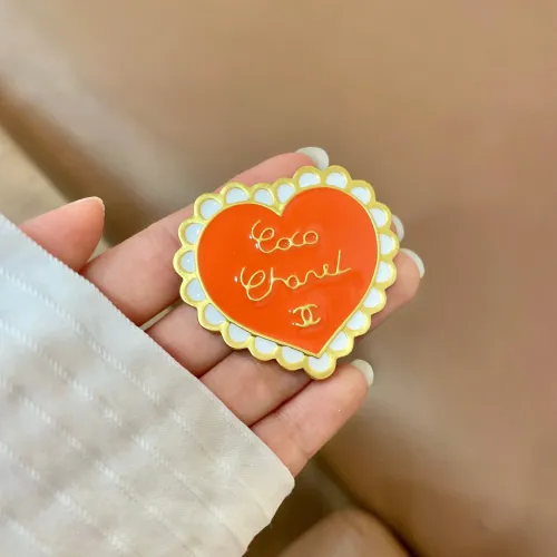 Cheap Chanel Brooches For Women #1398998 Replica Wholesale [$27.00 USD] [ITEM#1398998] on Replica Chanel Brooches