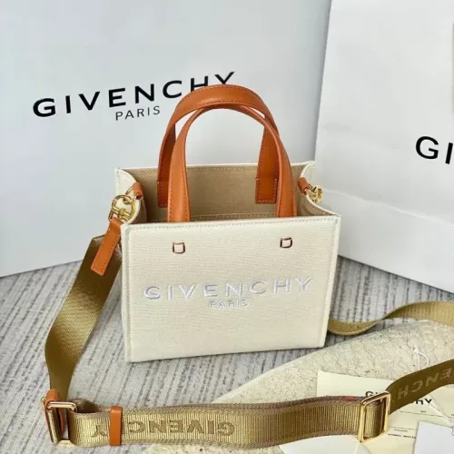 Givenchy AAA Quality Handbags For Women #1399001