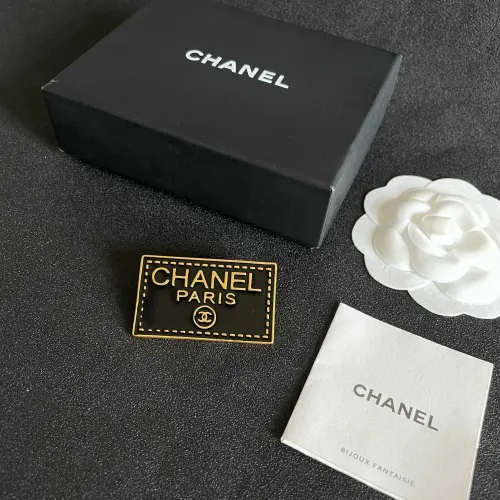 Cheap Chanel Brooches For Women #1399002 Replica Wholesale [$27.00 USD] [ITEM#1399002] on Replica Chanel Brooches