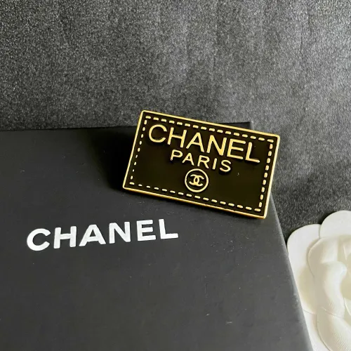 Cheap Chanel Brooches For Women #1399002 Replica Wholesale [$27.00 USD] [ITEM#1399002] on Replica Chanel Brooches