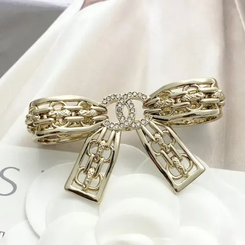 Cheap Chanel Brooches For Women #1399009 Replica Wholesale [$34.00 USD] [ITEM#1399009] on Replica Chanel Brooches