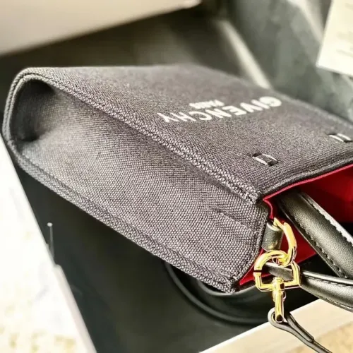 Cheap Givenchy AAA Quality Handbags For Women #1399013 Replica Wholesale [$140.00 USD] [ITEM#1399013] on Replica Givenchy AAA Quality Handbags