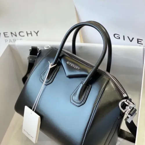 Givenchy AAA Quality Handbags For Women #1399018