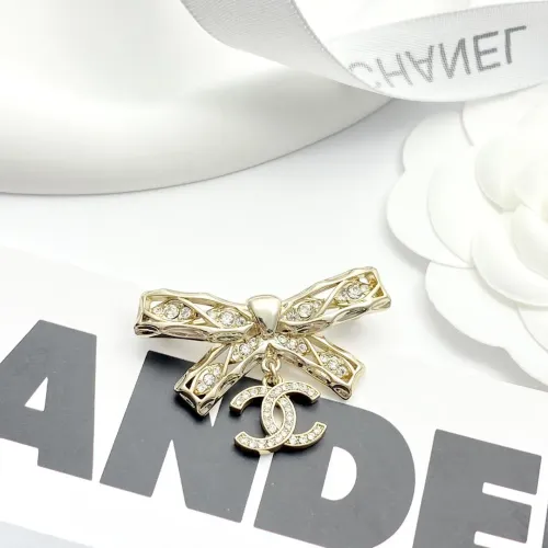 Cheap Chanel Brooches For Women #1399019 Replica Wholesale [$36.00 USD] [ITEM#1399019] on Replica Chanel Brooches
