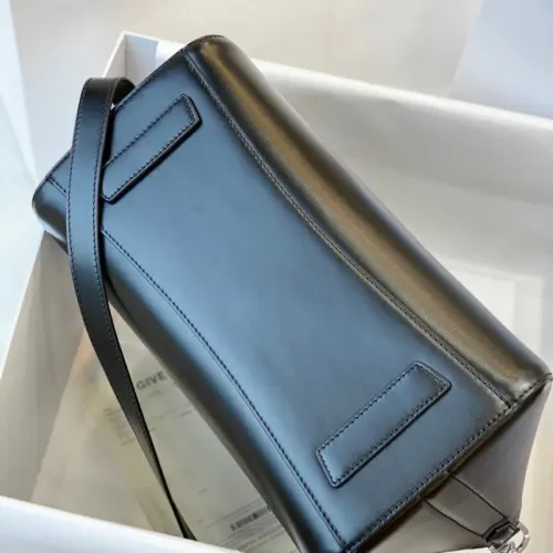 Cheap Givenchy AAA Quality Handbags For Women #1399020 Replica Wholesale [$182.00 USD] [ITEM#1399020] on Replica Givenchy AAA Quality Handbags