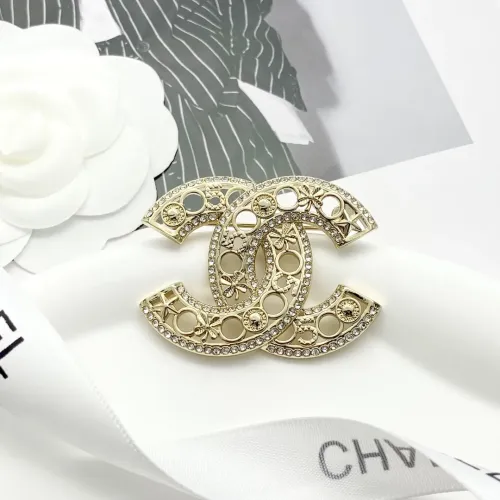 Cheap Chanel Brooches For Women #1399021 Replica Wholesale [$36.00 USD] [ITEM#1399021] on Replica Chanel Brooches