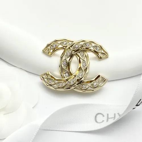 Cheap Chanel Brooches For Women #1399022 Replica Wholesale [$36.00 USD] [ITEM#1399022] on Replica Chanel Brooches