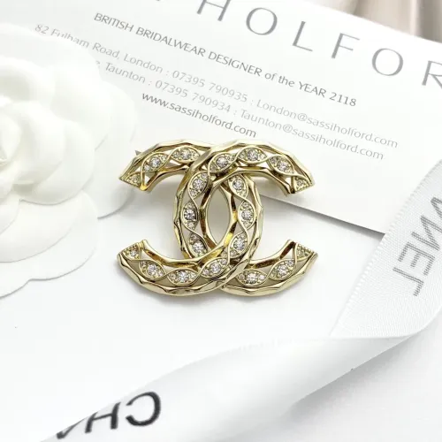 Cheap Chanel Brooches For Women #1399022 Replica Wholesale [$36.00 USD] [ITEM#1399022] on Replica Chanel Brooches