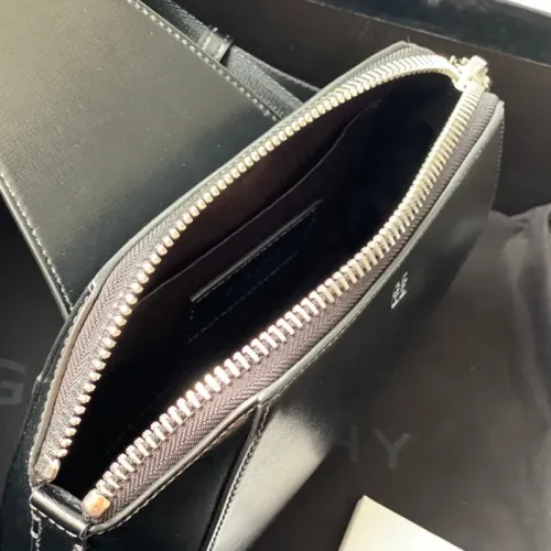 Cheap Givenchy AAA Quality Messenger Bags For Unisex #1399036 Replica Wholesale [$238.02 USD] [ITEM#1399036] on Replica Givenchy AAA Quality Messenger Bags