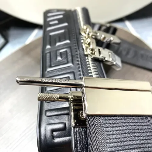Cheap Givenchy AAA Quality Messenger Bags For Unisex #1399037 Replica Wholesale [$240.00 USD] [ITEM#1399037] on Replica Givenchy AAA Quality Messenger Bags