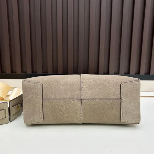 Cheap TOD'S AAA Quality Messenger Bags For Women #1399041 Replica Wholesale [$105.00 USD] [ITEM#1399041] on Replica TOD'S AAA Quality Messenger Bags