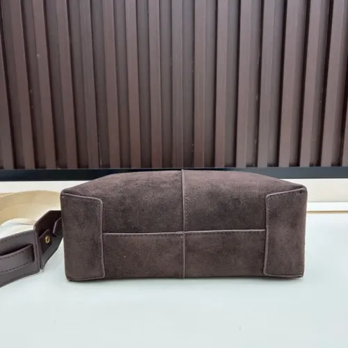 Cheap TOD'S AAA Quality Messenger Bags For Women #1399042 Replica Wholesale [$105.00 USD] [ITEM#1399042] on Replica TOD'S AAA Quality Messenger Bags