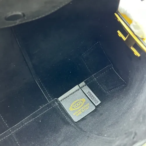 Cheap TOD'S AAA Quality Messenger Bags For Women #1399044 Replica Wholesale [$105.00 USD] [ITEM#1399044] on Replica TOD'S AAA Quality Messenger Bags