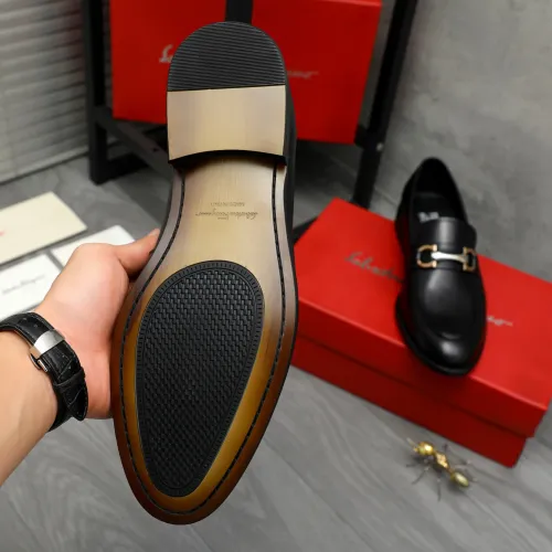 Cheap Salvatore Ferragamo Leather Shoes For Men #1399127 Replica Wholesale [$82.00 USD] [ITEM#1399127] on Replica Salvatore Ferragamo Leather Shoes