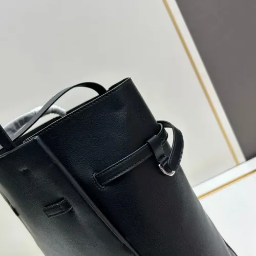 Cheap Givenchy AAA Quality Shoulder Bags For Women #1399132 Replica Wholesale [$96.00 USD] [ITEM#1399132] on Replica Givenchy AAA Quality Shoulder Bags