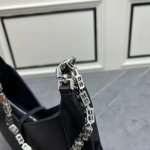 Cheap Givenchy AAA Quality Messenger Bags For Women #1399183 Replica Wholesale [$98.00 USD] [ITEM#1399183] on Replica Givenchy AAA Quality Messenger Bags